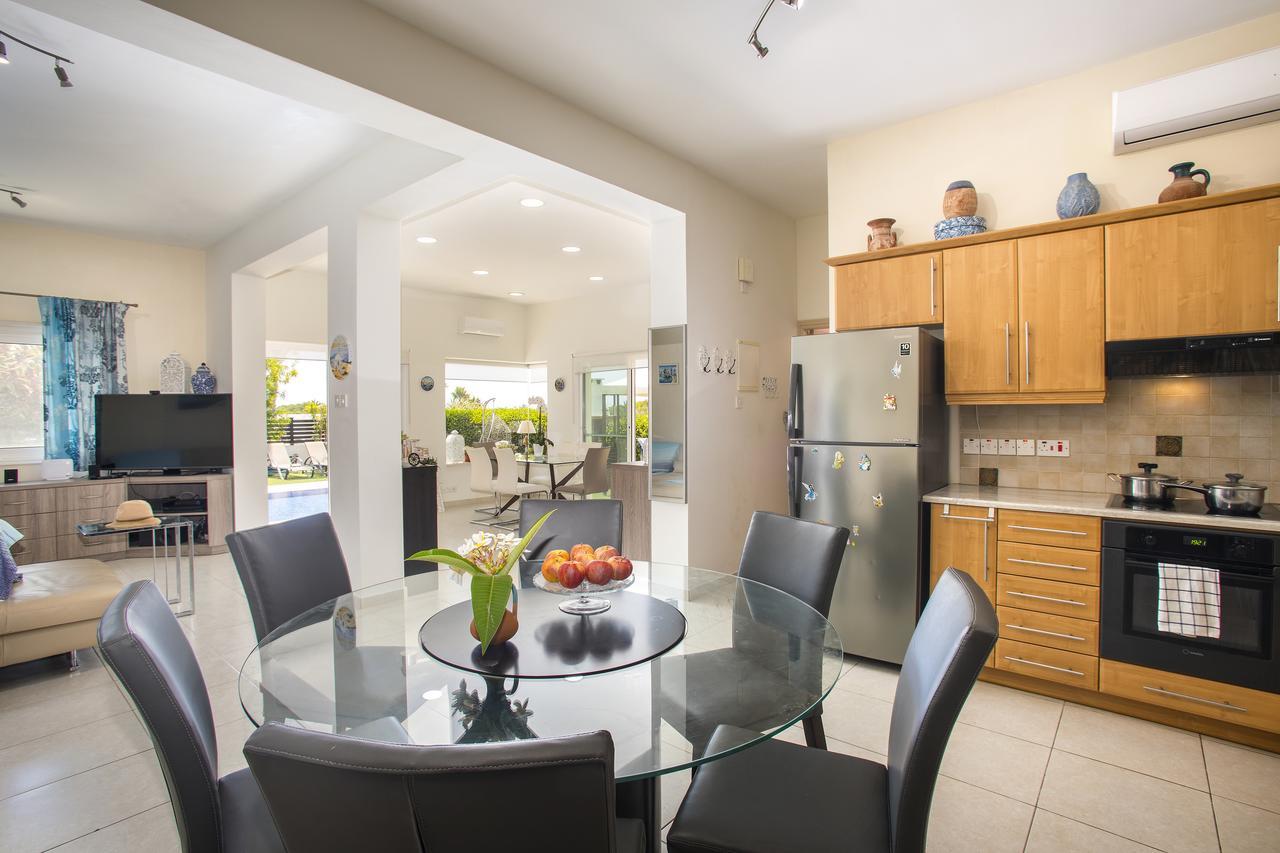 Villa Elias Ayia Napa Ngoại thất bức ảnh